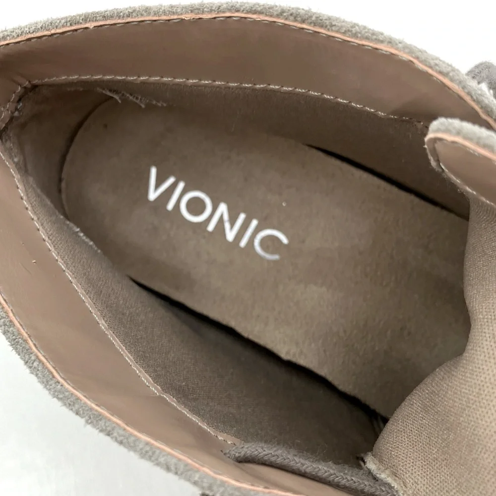NWOT Vionic Zenda Ankle Boots